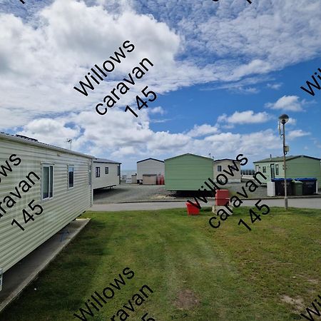 Willows Caravan 145 Llanddwywe Экстерьер фото