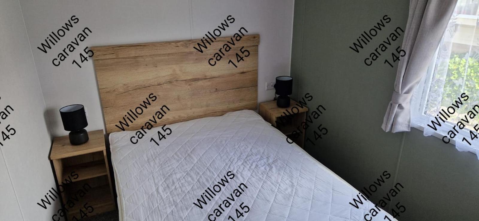 Willows Caravan 145 Llanddwywe Экстерьер фото
